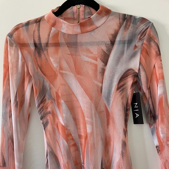 BRAND NEW 🏷 Sheer mock neck midi length dress - Picture 3 of 4